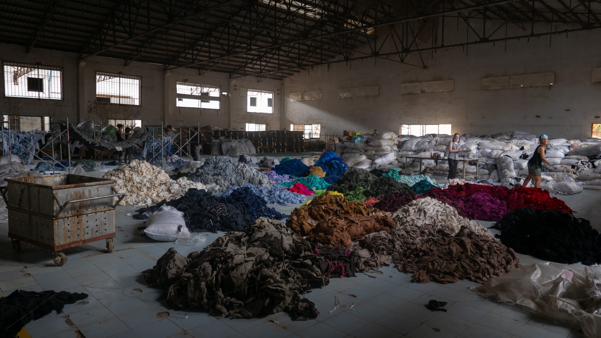 Why Your Fast Fashion Returns May End Up In Landfill And What Can Be Done About It