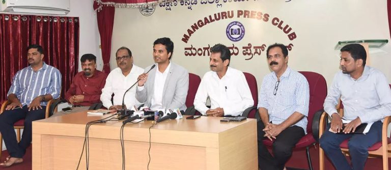 ಟ್ರೇಡ್ ಲೈಸೆನ್ಸ್ ರದ್ದು ಆದೇಶ ಹೊರಡಿಸಿಲ್ಲ: ಸಂವಾದ ಕಾರ್ಯಕ್ರಮದಲ್ಲಿ ಜಿಲ್ಲಾಧಿಕಾರಿ ದರ್ಶನ್